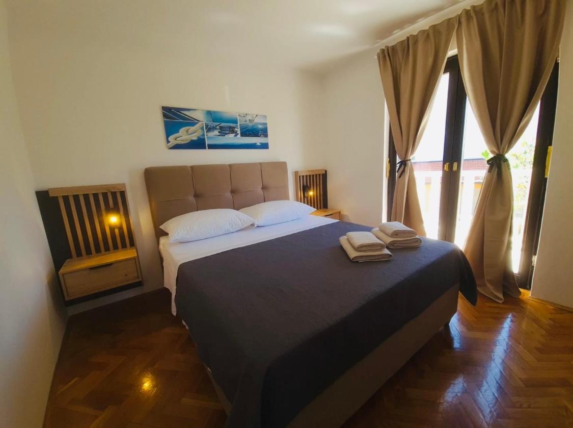 Apartments Mia Округ Горни Екстериор снимка